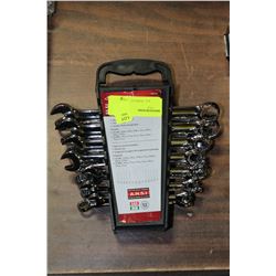 14 PC HUSKY WRENCH SET