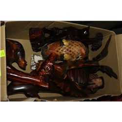 FLAT OF WOOD ANIMAL CARVING