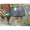 Image 1 : BLACK MARBLE TOP SIDE TABLE
