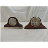 Image 1 : LOT 2 VINTAGE QUARTZ MANTEL STYLE DESK CLOCKS