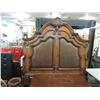 Image 2 : STUNNING ELEGANT HEADBOARD