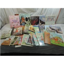 LOT 32 ASSORTED CHILDRENS BOOKS