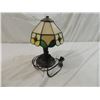 Image 1 : SMALL STAINED GLASS DESK LAMP