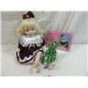 Image 2 : PARADISE GALLERIES GRACIES CHRISTMAS TREE DOLL