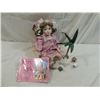 Image 2 : PARADISE GALLERIES HANNAHS GARDEN DOLL