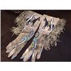 Image 3 : Beaded Fringed Gauntlets with Horses and Indian Chiefs 6" X 18"