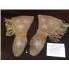 Image 1 : Chippewa Beaded Fringed Mitten Gauntlets w/ Moon and Star Design
