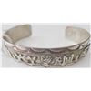 Image 7 : Two Navajo Sterling Silver Cuff Bracelets