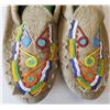 Image 2 : Cree Beaded Moccasins