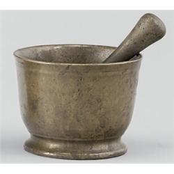 Patikamozsár örlovel Közép-Európa, 18. sz. vége, bronz