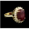 Image 2 : 8.01ct Ruby and Diamond Ring - 14KT Yellow Gold