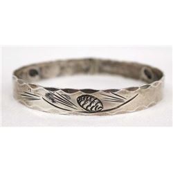 Artisan Stuart Nye  Sterling  Bangle Bracelet