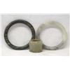 Image 2 : 2 Jade Bangle Bracelets and Jade Bow Finger Guard