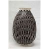 Image 2 : Mata Ortiz Polychrome Eye Dazzler Jar by L. Ortiz