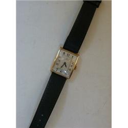 A GENTLEMAN'S ROLEX WRISTWATCH, mid 20th Century, 9ct gold casework marked No. '6,6095', Arabic r...