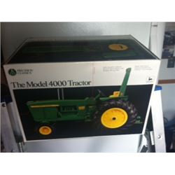 Precision Classic Die Cast John Deere 4000 with Roll Bar