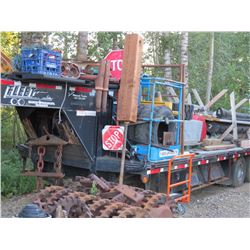 2005 DIAMOND C PIN 5TH WHEEL FLAT DECK TRAILER