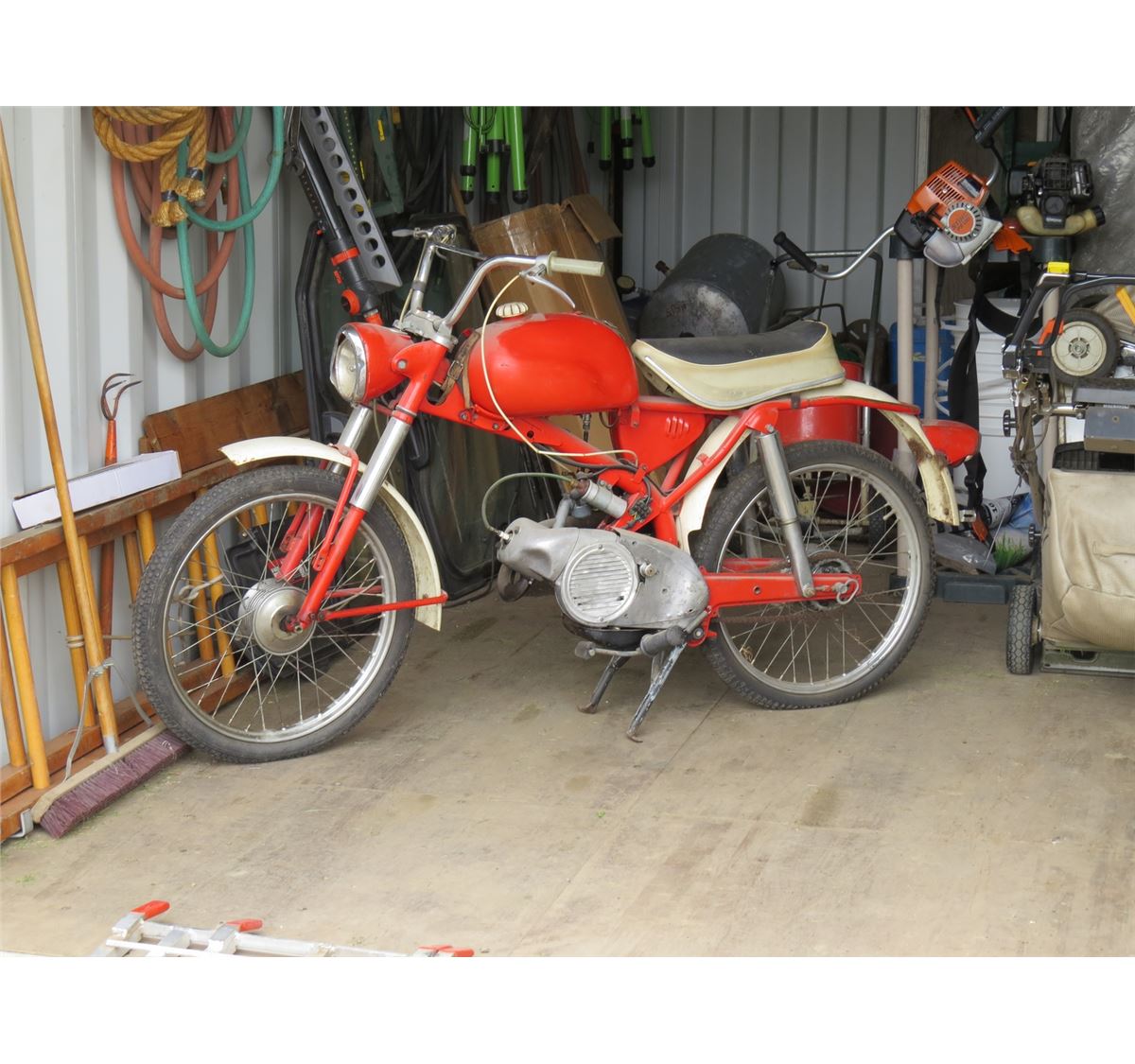 1971 SEARS ROEBUCK MOTORCYCLE