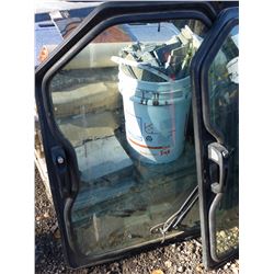 BOBCAQT DOOR (220 OR 250 OR 300 BOBCAT)