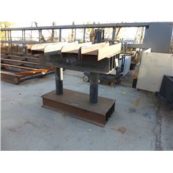 METAL I BEAM STAND