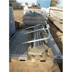 LIFT OF THREE METAL STEPS, HOT WATER TANK