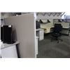 Image 2 : GREY 4' X 5' OFFICE PARTITION