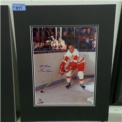 SIGNED GORDIE HOWE PHOTO (16X11)