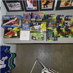 LARGE STAR WARS TOY LOT
