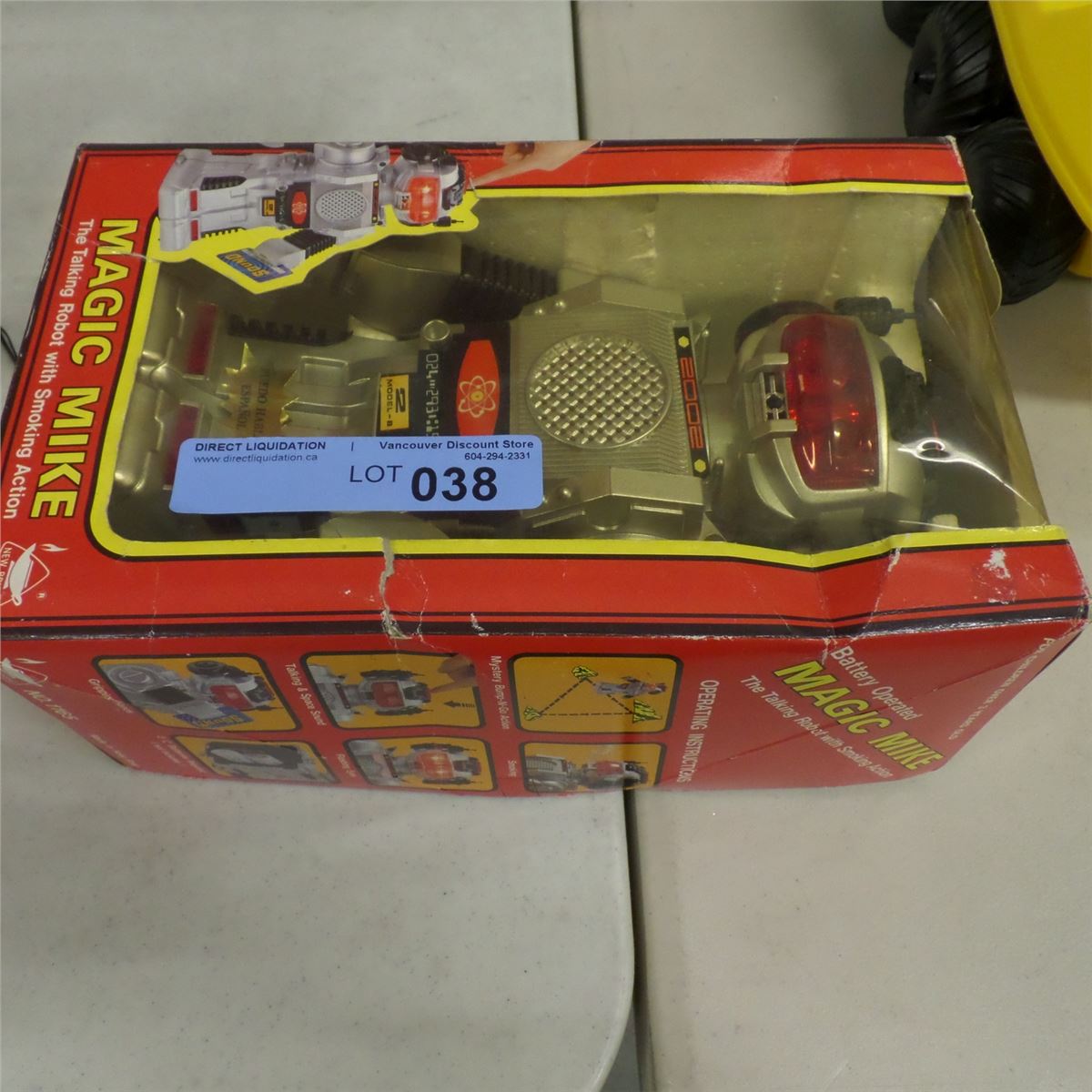 MAGIC MIKE ROBOT (IN BOX)