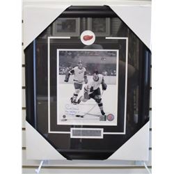 SIGNED/FRAMED GORDIE HOWE PHOTO