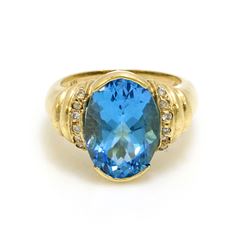9.5 ct Blue Topaz Diamond Gold Ring