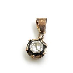 18k Gold Diamond Pendant