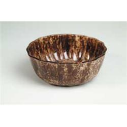 FLINT ENAMEL BENNINGTON CAKE MOLD.