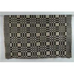 BLUE AND WHITE SUMMER/WINTER COVERLET.