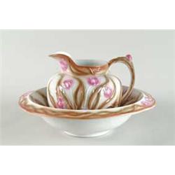 TULIP DECORATED PITCHER AND BOWL SET.