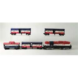 FIVE PIECE LIONEL TRAIN SET.