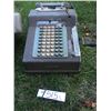 Image 3 : Vintage Adding Machines