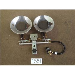 Dual propane tank heater