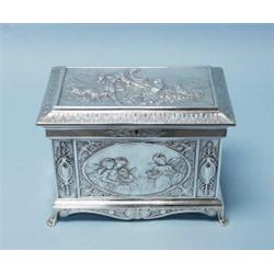 A fine antique German W.M.F. silver plated jewellery casket. Of rectangular shape, relief decorat…