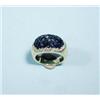 Image 1 : A very good 18 kt. yellow gold and diamond band ring, invisibly set with a honey comb design of v…