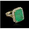 Image 2 : 14KT Yellow Gold GIA Certified 9.40ct Emerald and Diamond Ring
