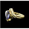 Image 2 : 14KT Yellow Gold 0.99ct Tanzanite and Diamond Ring