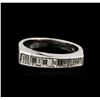 Image 1 : 18KT White Gold 0.69ctw Diamond Ring
