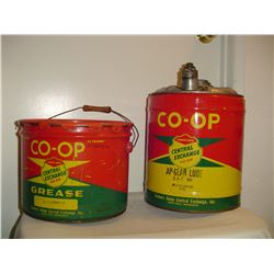 Co-op Pails 25lb Grease 5 gal Oil