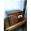 Image 1 : Wooden Radio