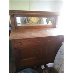 1/4 Cut Oak Buffet w/ Mirror