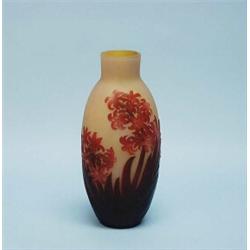 ART NOUVEAU - EMILE GALLE. A very good mould blown and cameo decorated art glass vase. Red hyacin…