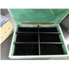 Image 2 : Vintage Carved Jewelry Box