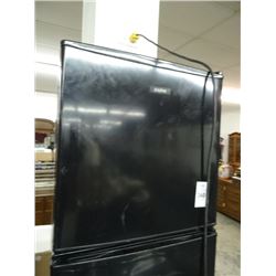 Mini Fridge - Running - Cold