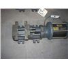 Image 1 : 4" production metal  Air vise